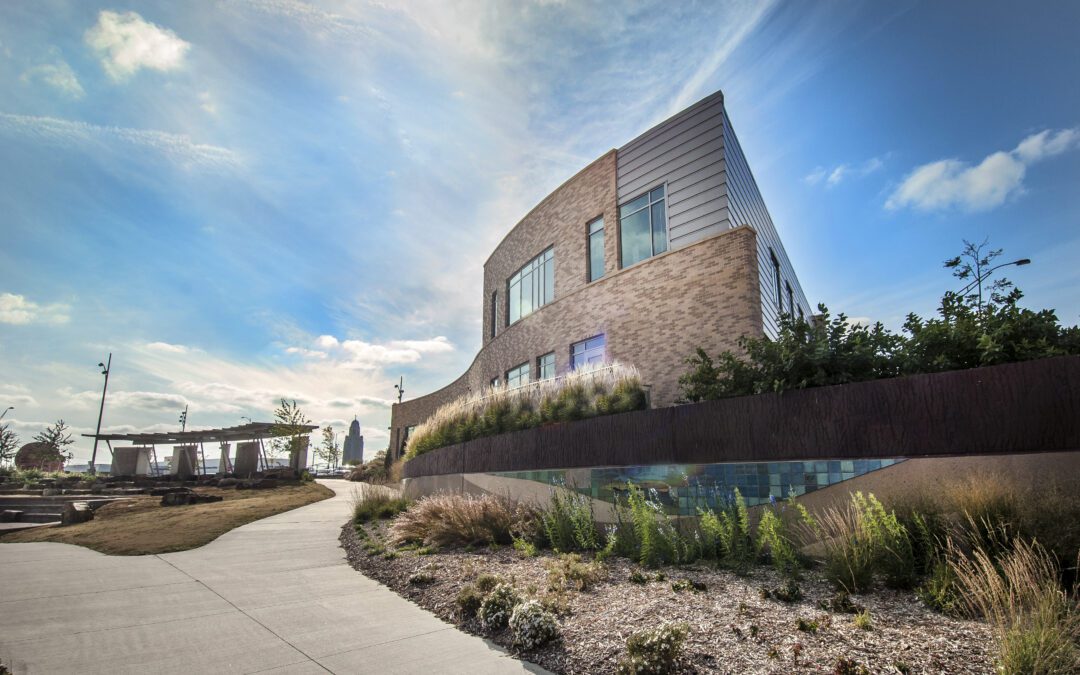 Antelope Valley Union Park Plaza