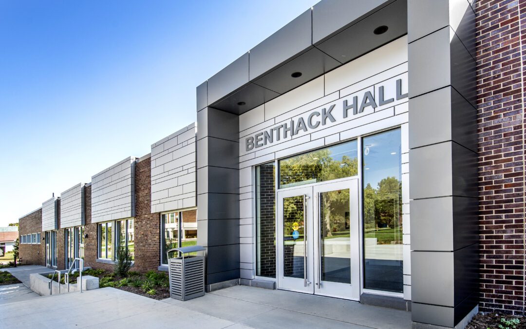 Wayne State College Benthack Hall
